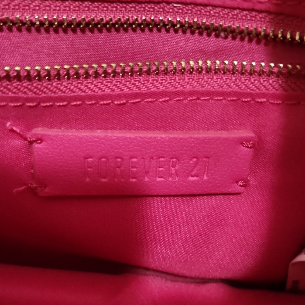 Forever 21 Pink Quilted Shoulder Bag/Purse With Adjustable Straps | One Size - Picture 2 of 11